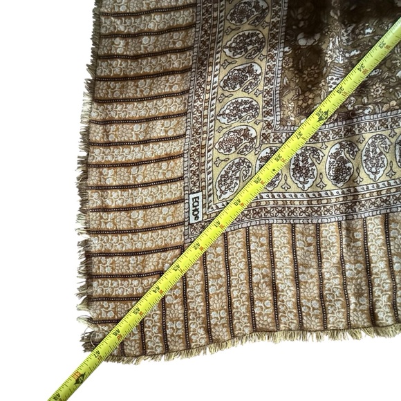Echo Vintage 80s Lightweight Brown and Cream Floral Cottagecore Square Scarf 34” - Picture 8 of 8